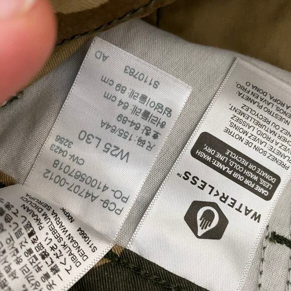 Levi's Women's Cargo Pants Camo 94' Baggy Y2K Brown Tan Green 25 Wide Leg - Picture 7 of 10